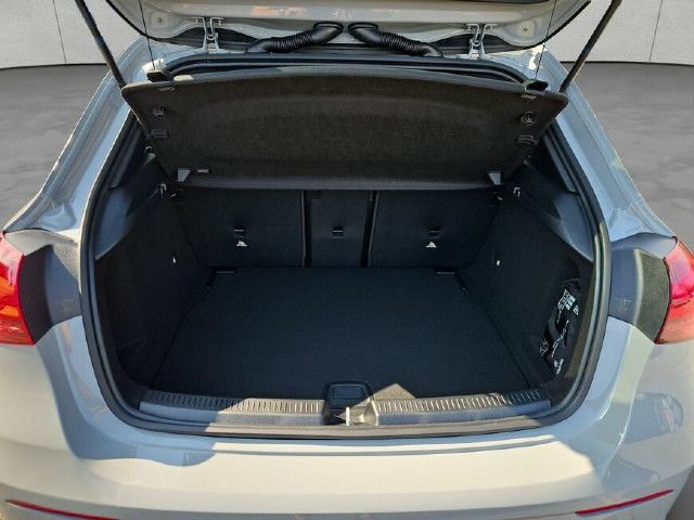 Mercedes-Benz A 180 A 180 d