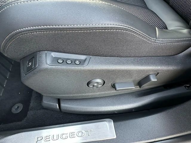 Peugeot 3008 EAT8 GT-Line PureTech