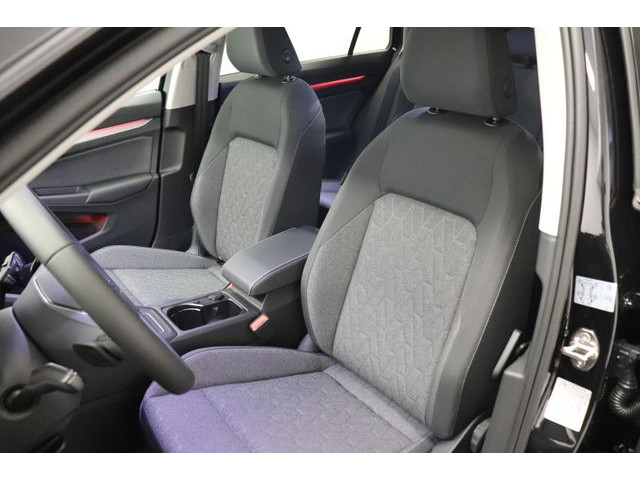 Volkswagen Golf Life Variant