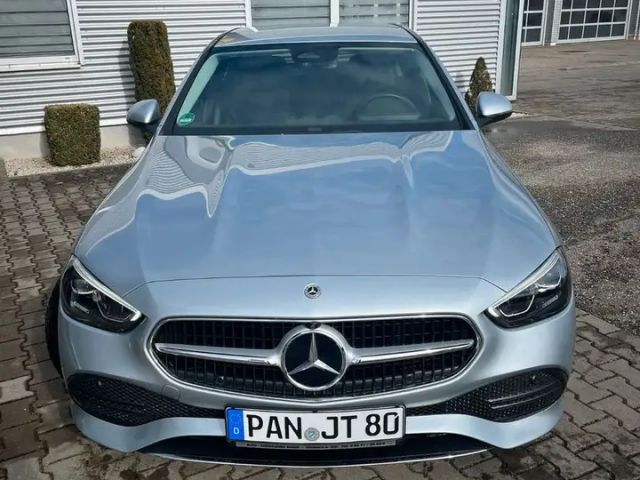 Mercedes-Benz C 180 Sedan