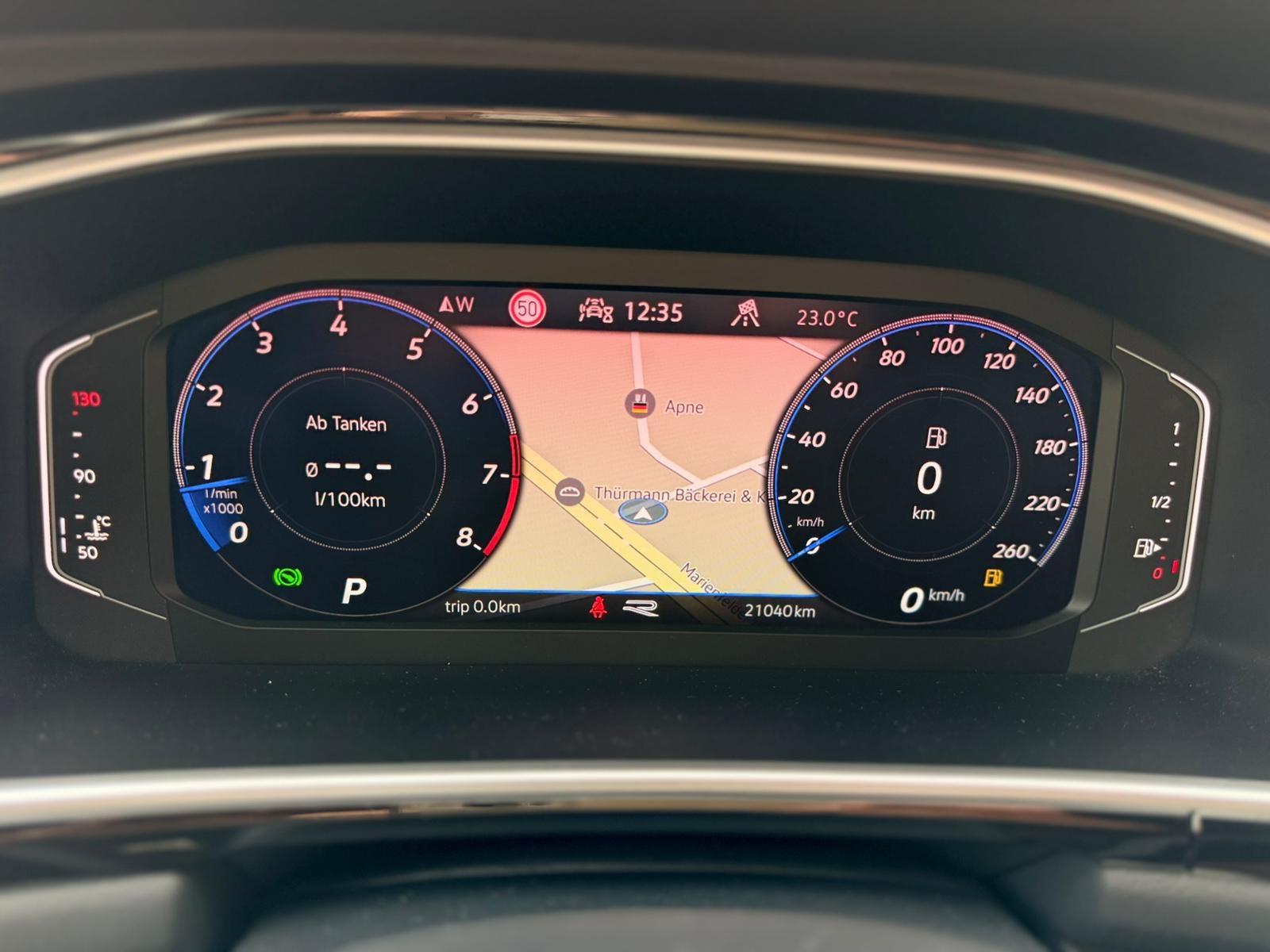 Volkswagen T-Roc 1.5 TSI DSG R-Line