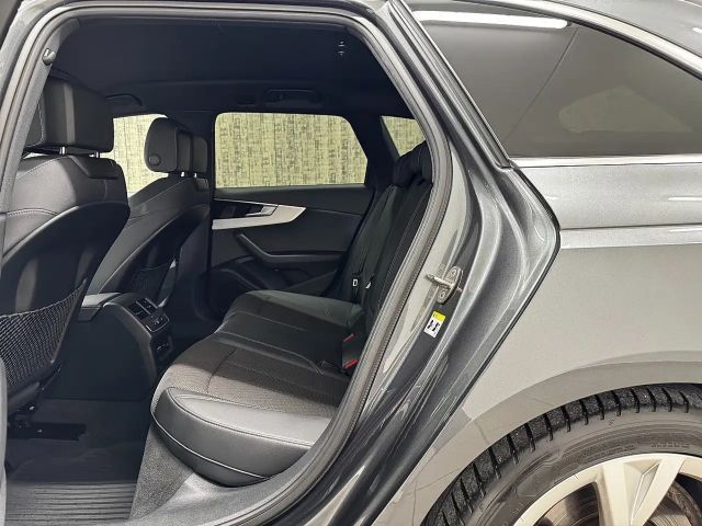 Audi A4 40 TFSI Avant Quattro S-Tronic