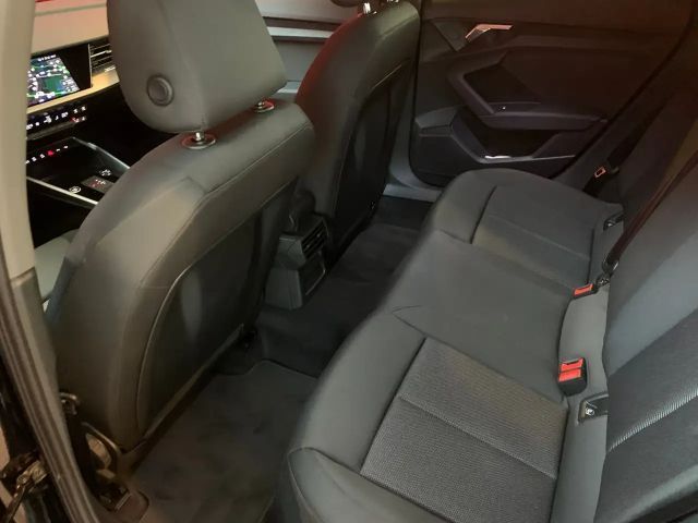 Audi A3 30 TFSI Sedan