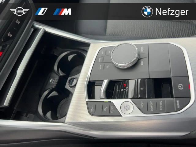 BMW 320 320i Sedan xDrive