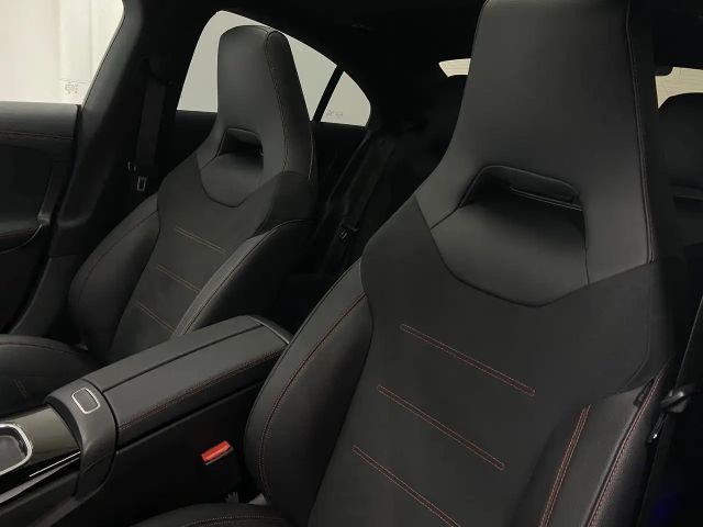 Mercedes-Benz CLA 220 AMG Line CLA 220 d Coupé