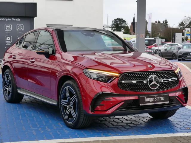 Mercedes-Benz GLC 300 4MATIC AMG Line Coupé