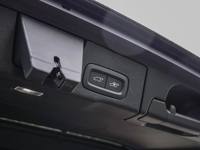 Volvo XC60 AWD Dark Ultra