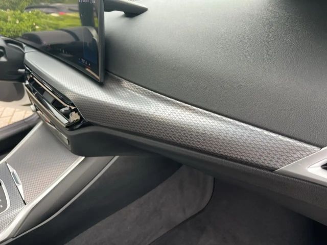 BMW 320 320d M-Sport Touring