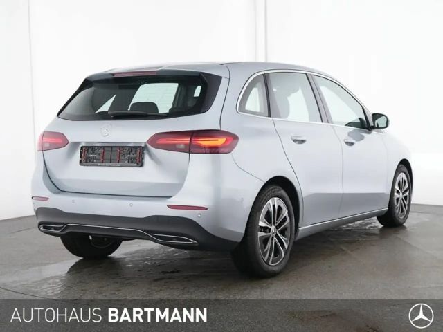 Mercedes-Benz B 180 Progressive