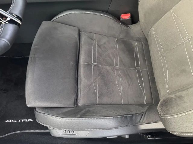 Opel Astra Sports Tourer Ultimate