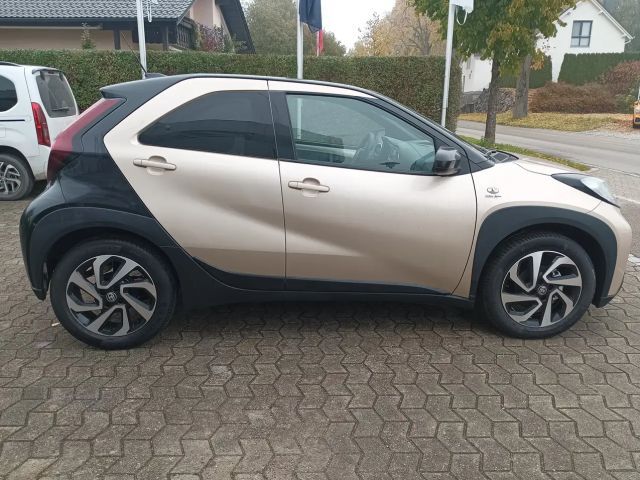 Toyota Aygo X Teamplayer