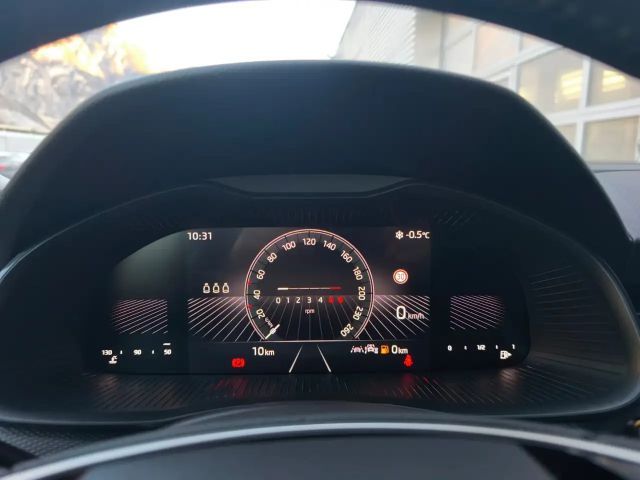 Skoda Kamiq Essence TSI