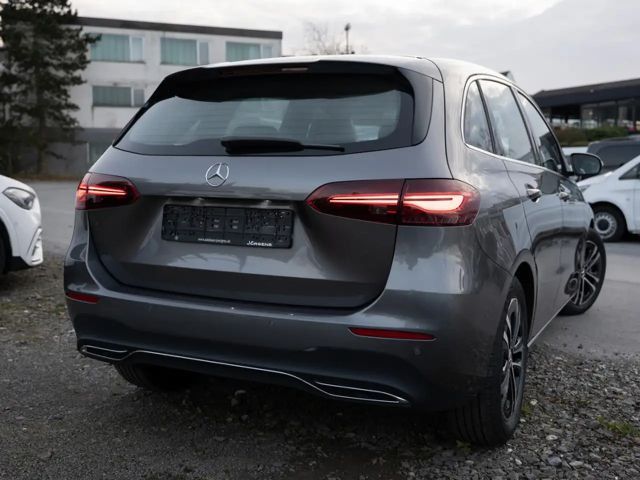 Mercedes-Benz B 180 Progressive