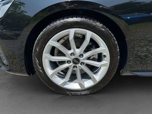 Audi A4 35 TFSI Avant S-Line S-Tronic