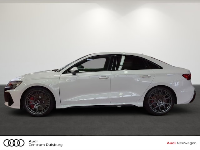 Audi RS3 Quattro S-Tronic Sedan