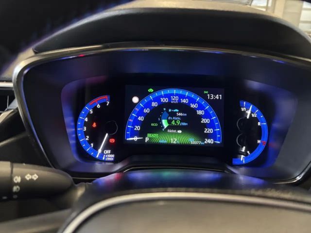 Toyota Corolla Hybride Team D