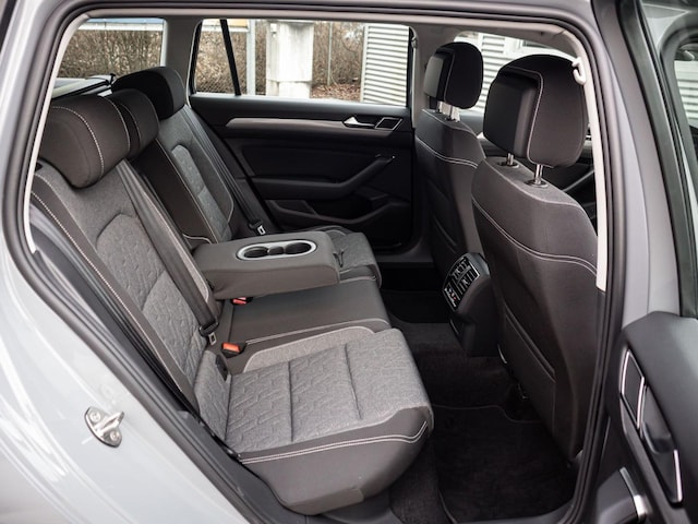 Volkswagen Passat 1.5 TSI Business DSG Variant