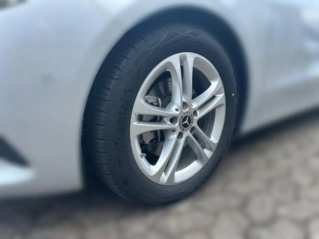 Mercedes-Benz B 200 B 200 d Progressive Sedan