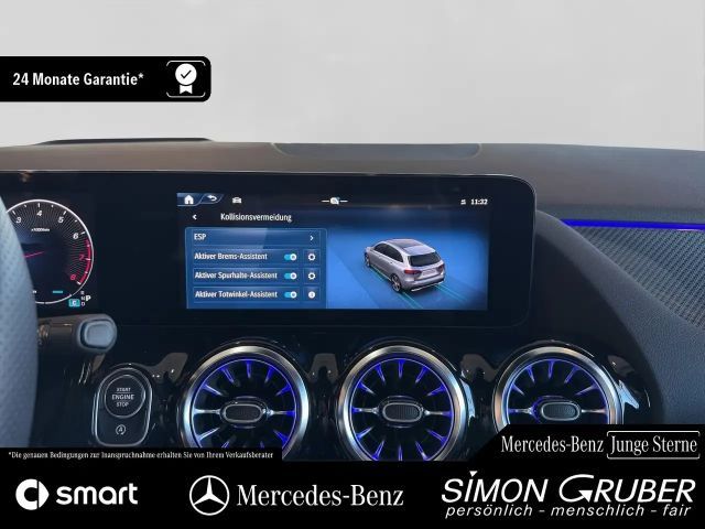 Mercedes-Benz B 250 4MATIC AMG Line Sedan