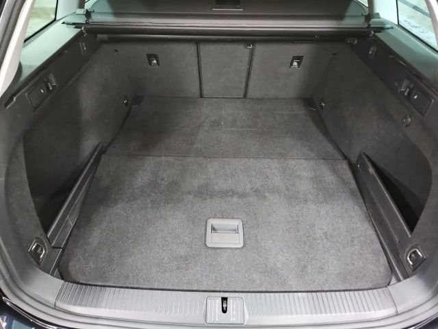 Volkswagen Passat 2.0 TDI Business DSG Variant