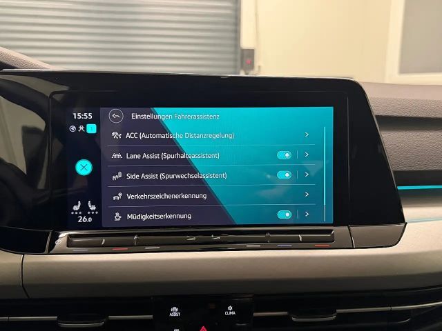 Volkswagen Golf ACT Life