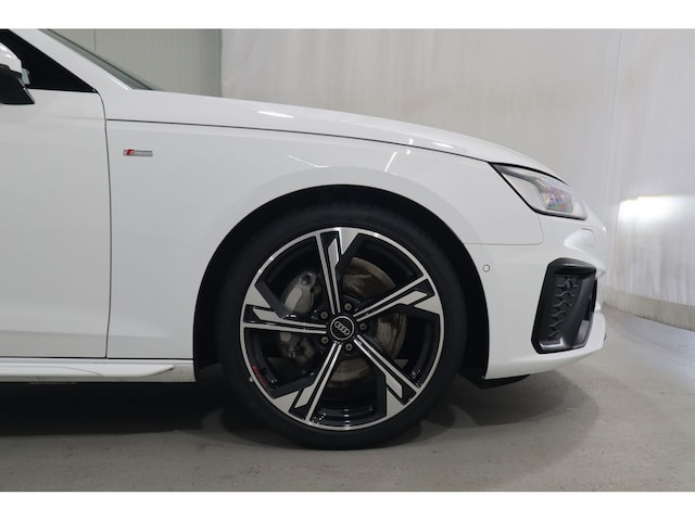 Audi A4 40 TFSI Avant S-Line S-Tronic