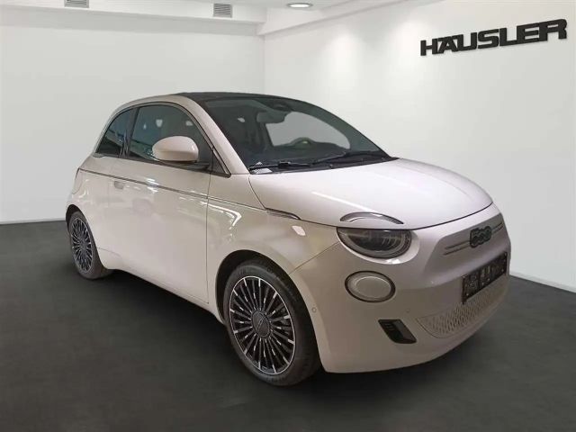 Fiat 500e by Bocelli