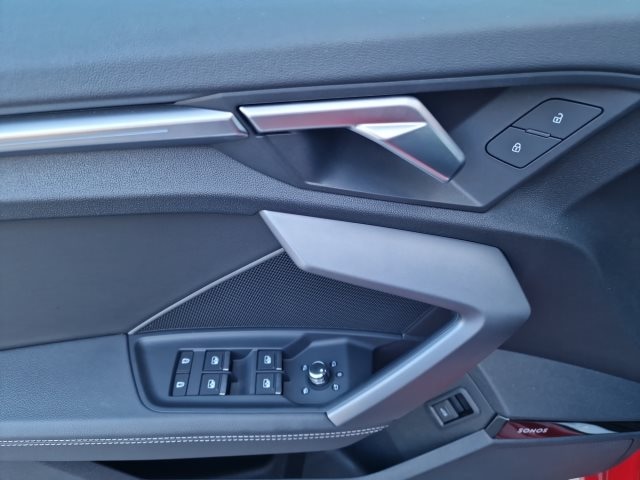 Audi A3 30 TFSI Sedan