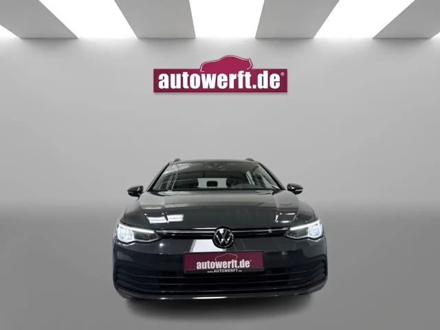 Volkswagen Golf 1.5 eTSI DSG Life Variant