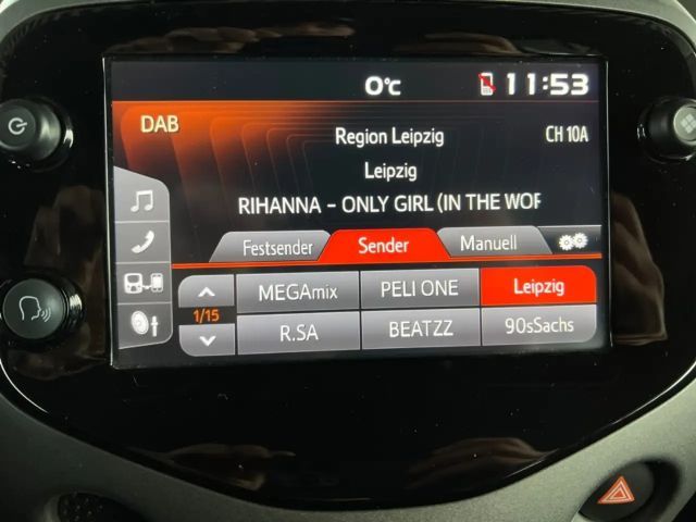 Toyota Aygo Hatchback Play Team D X-play