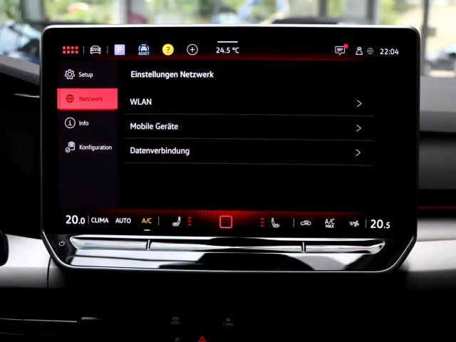 Volkswagen Golf 1.5 eTSI DSG