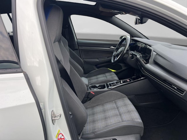 Volkswagen Golf GTE IQ.Drive Pro