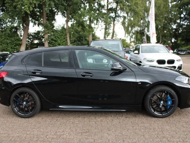 BMW 135 135i Sedan xDrive
