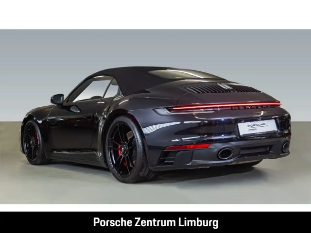 Porsche 992 Cabrio Carrera GTS
