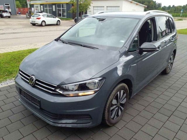 Volkswagen Touran 1.5 TSI DSG