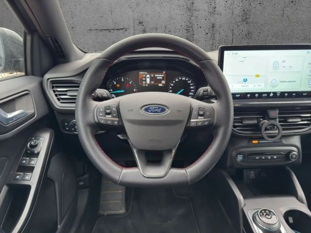 Ford Focus ST Line Wagon