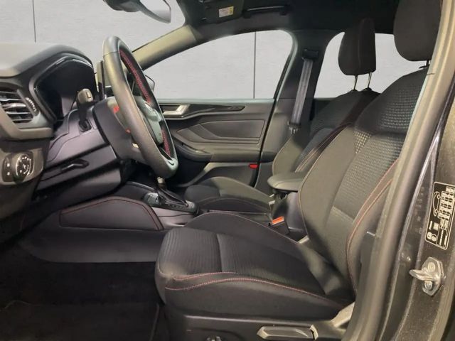 Ford Focus ST Line Wagon