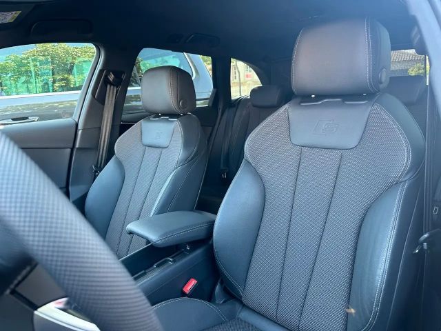 Audi A4 40 TFSI Avant Quattro S-Line S-Tronic