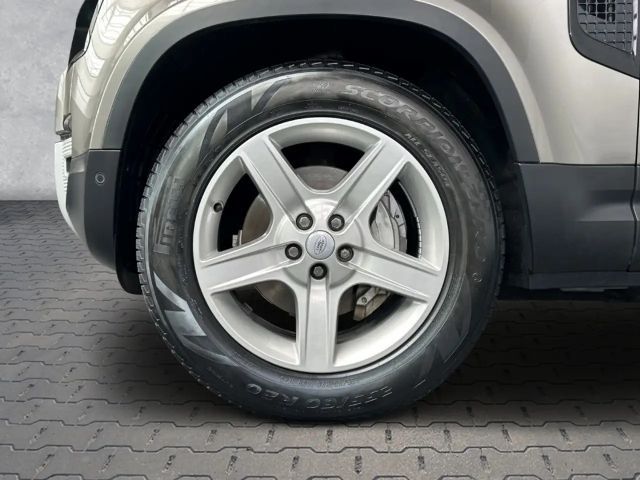 Land Rover Defender 110 P400 SE