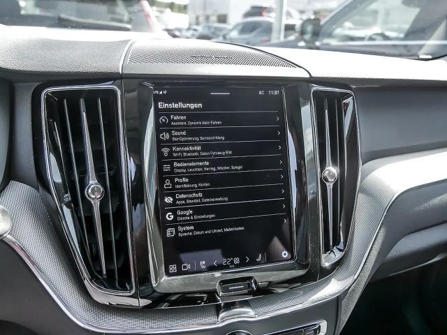 Volvo XC60 AWD Dark Plus