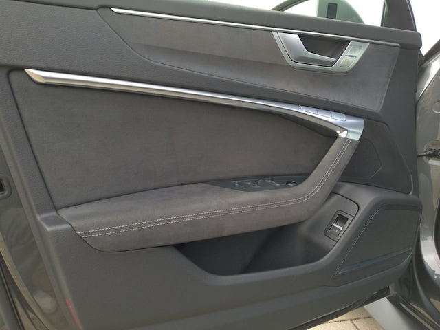 Audi A6 e-tron Avant Performance Quattro