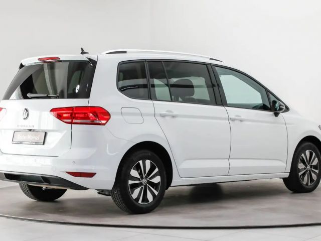 Volkswagen Touran 1.5 TSI DSG
