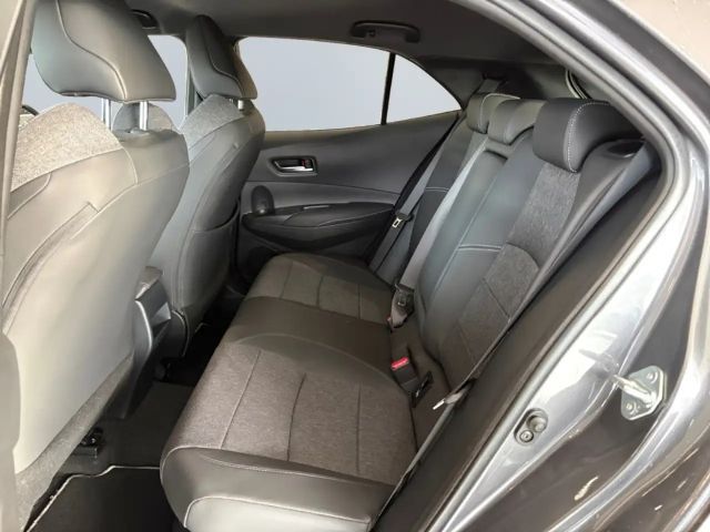 Toyota Corolla Hybride Team D