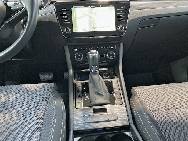 Skoda Superb 2.0 TDI Combi Style Style