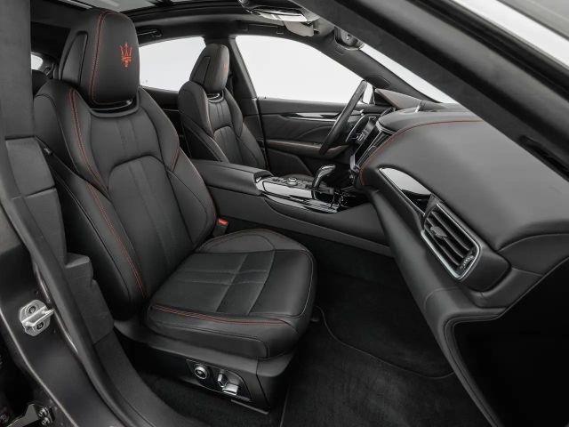 Maserati Levante Modena