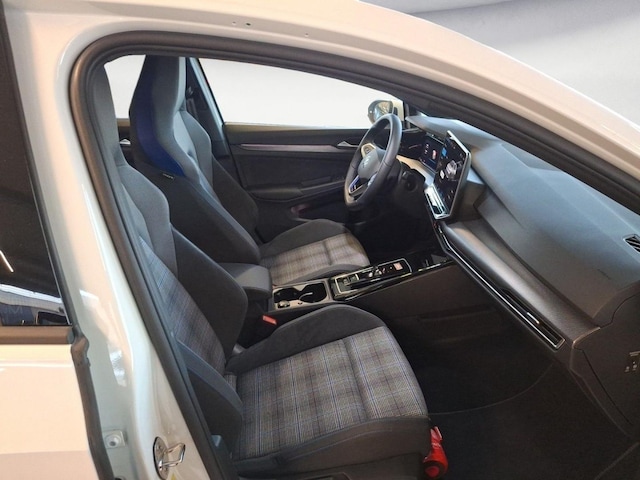 Volkswagen Golf DSG GTE eHybrid