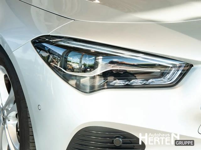 Mercedes-Benz CLA 180 Coupé