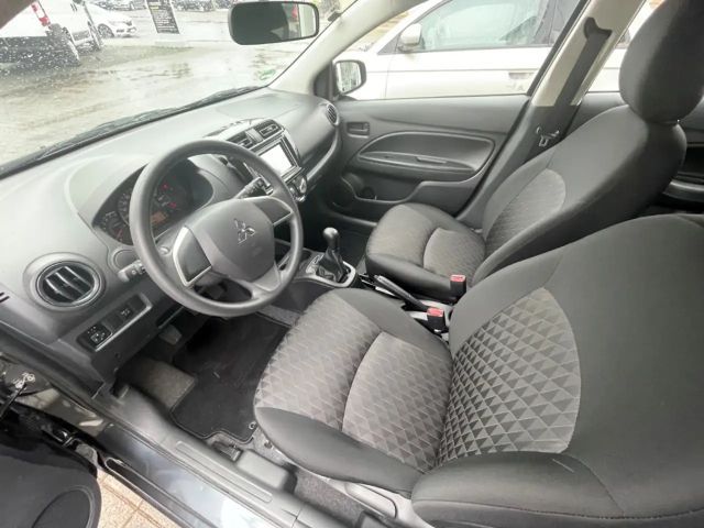 Mitsubishi Space Star Star