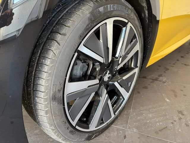 Peugeot 208 EAT8 GT-Line PureTech