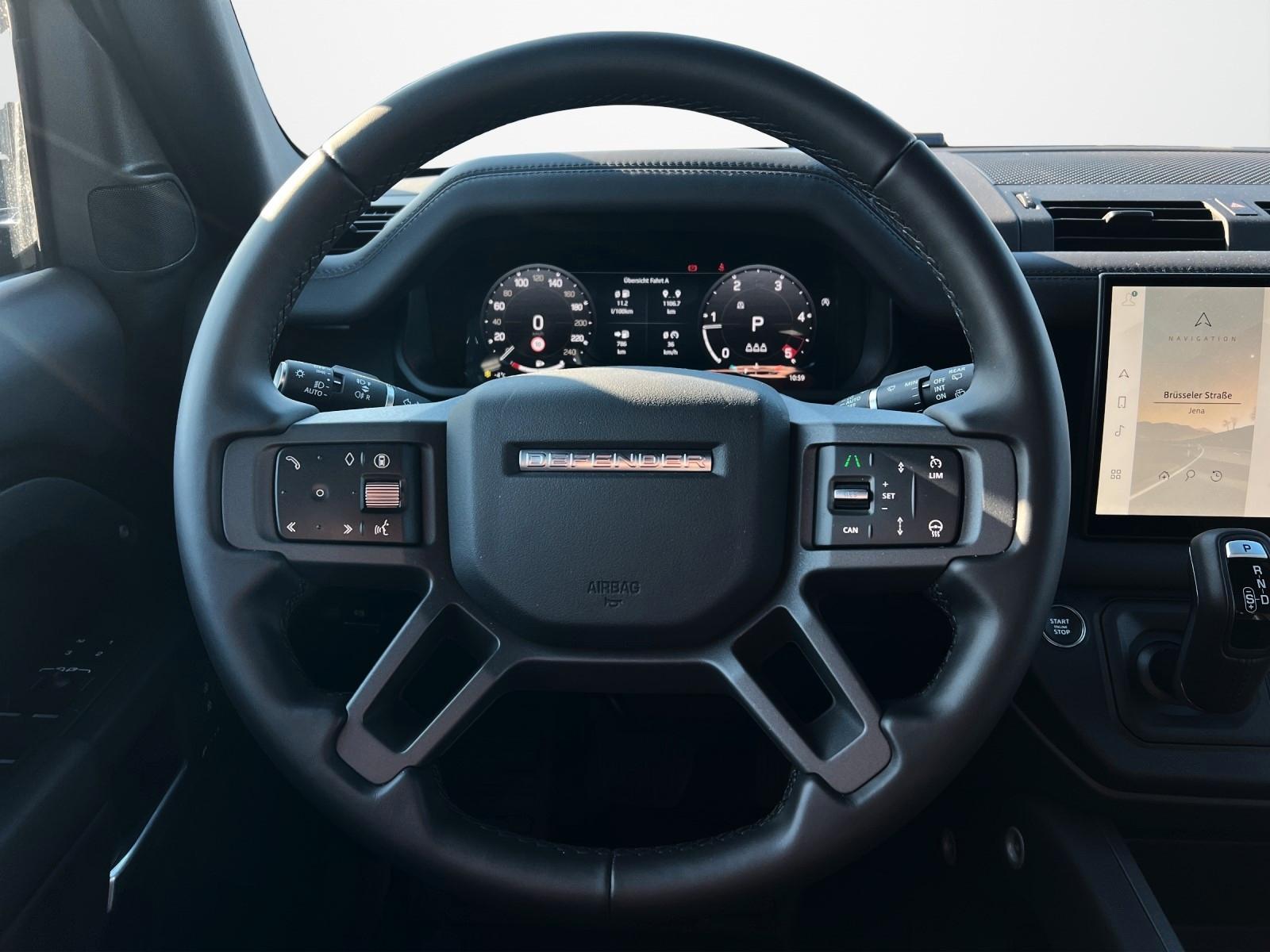 Land Rover Defender 110 Dynamic HSE